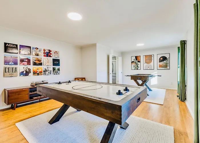 Heart Of Tulsa, Pool, Game Room, Sleeps 8 *